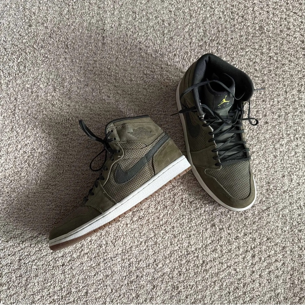 Nike Air Jordan 1 Retro Hi Premier 'Urban Haze' - Picture 6 of 8